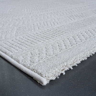 Luxurious Tribal Pattern Textured Trentino Rug