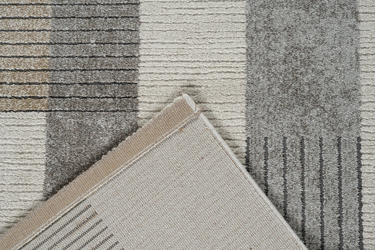 Abstract Geometric Pattern Valentino Rug