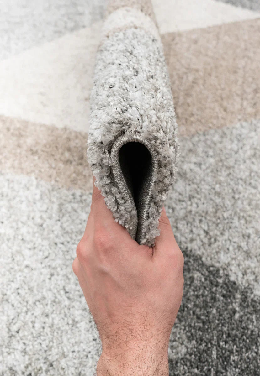Geometric Design Mehari Shaggy Rug