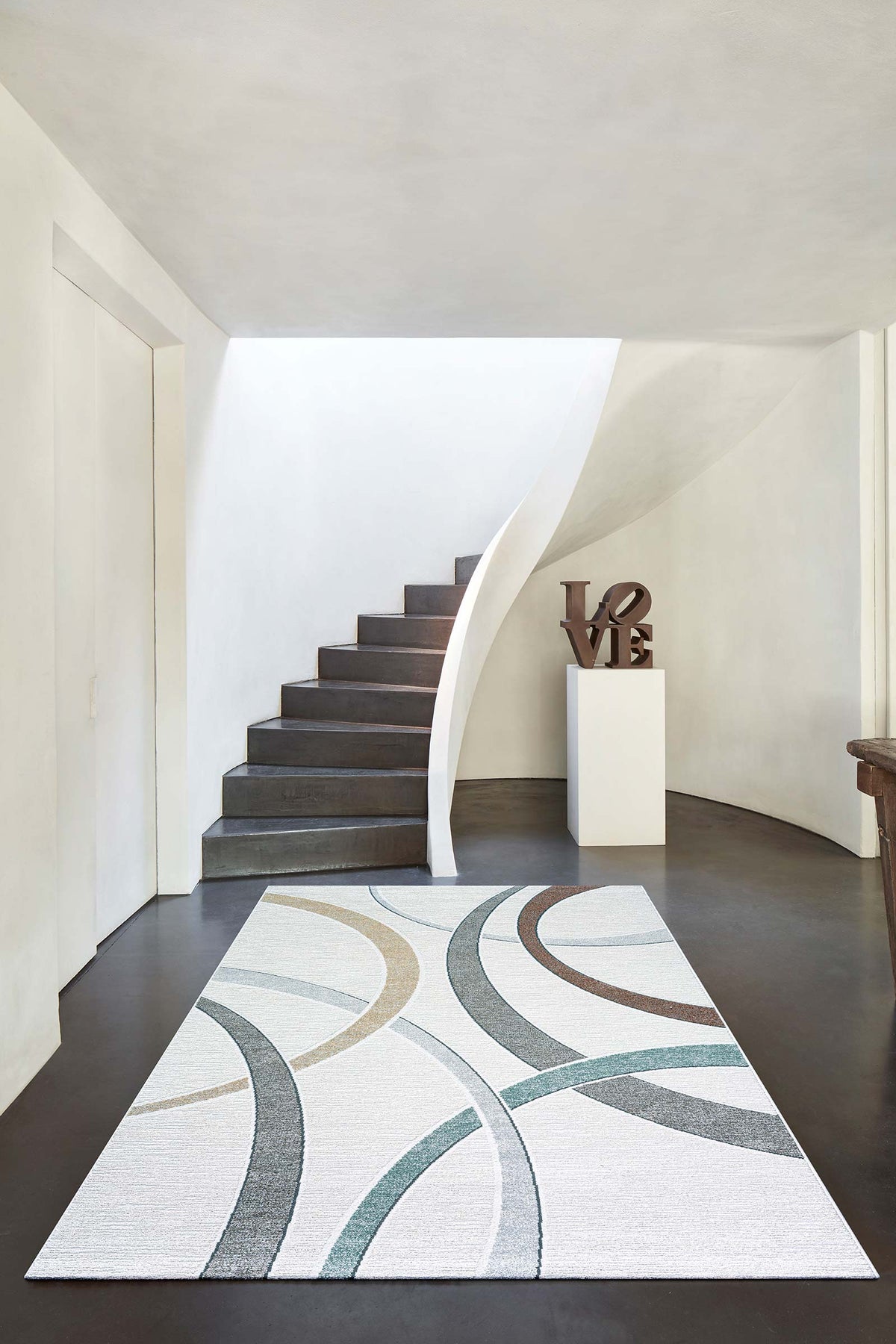 Contemporary Circle Pattern Valentino Rug