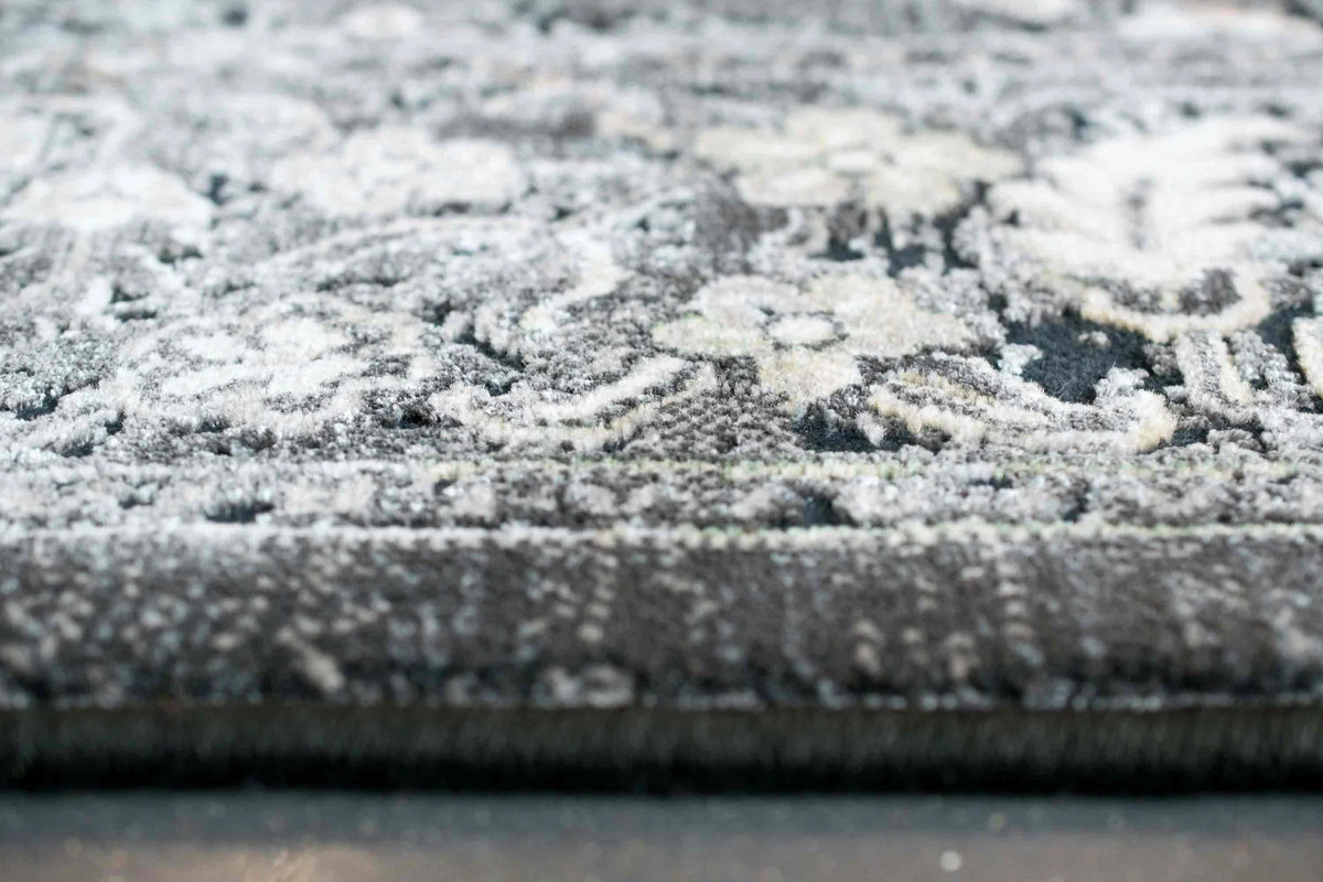 Luxuriously Vintage Design Canyon Rug