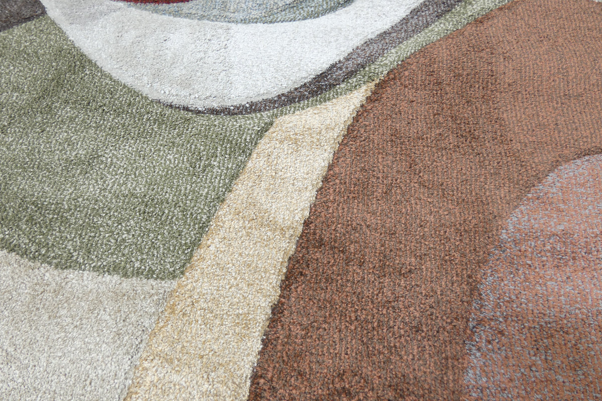 Kimya Collection Retro Wave Rug in Earthy Tones – Bold and Flowing Design