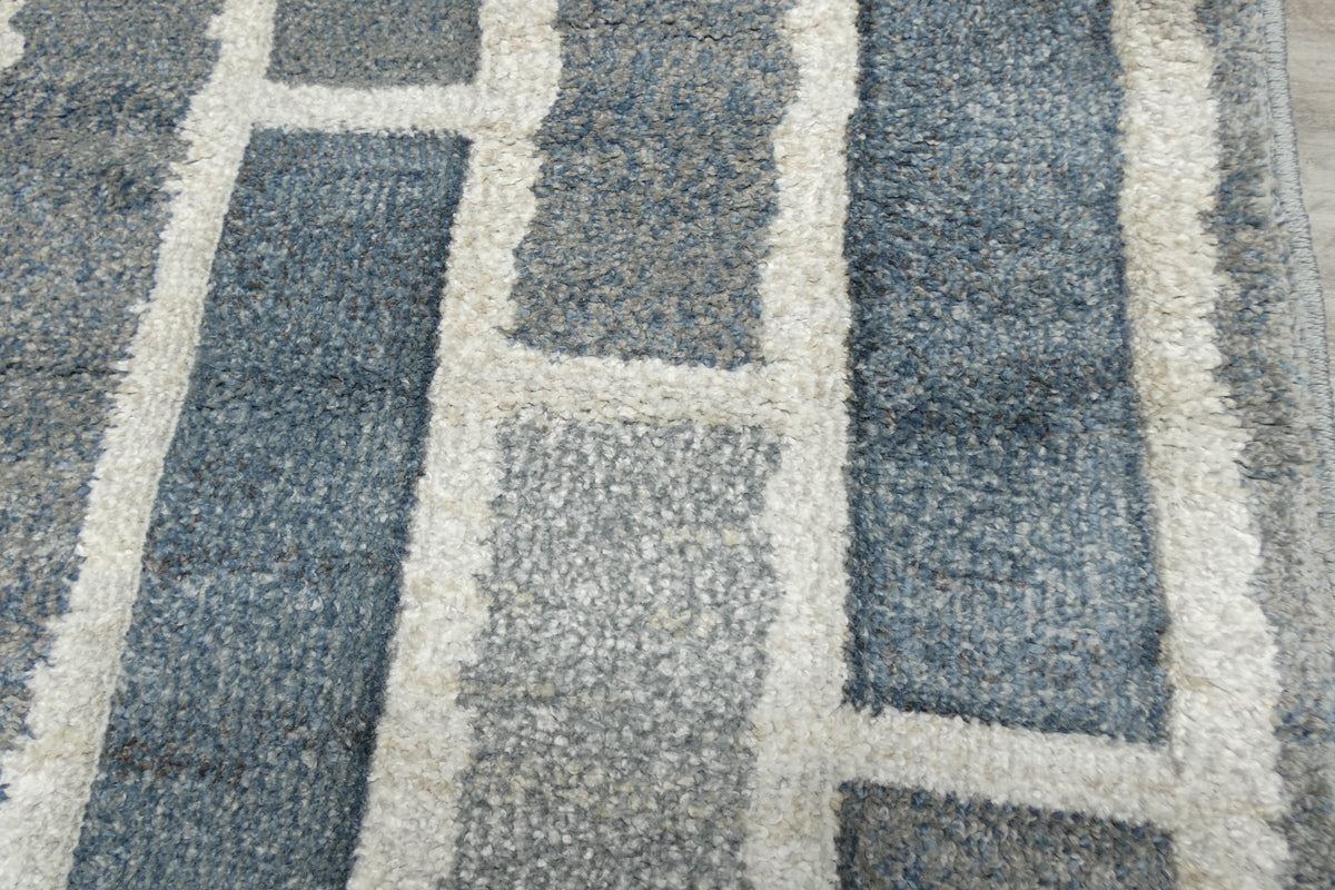 Kimya Collection Modern Geometric Rug in Blue and Gray – Structured Contemporary Design
