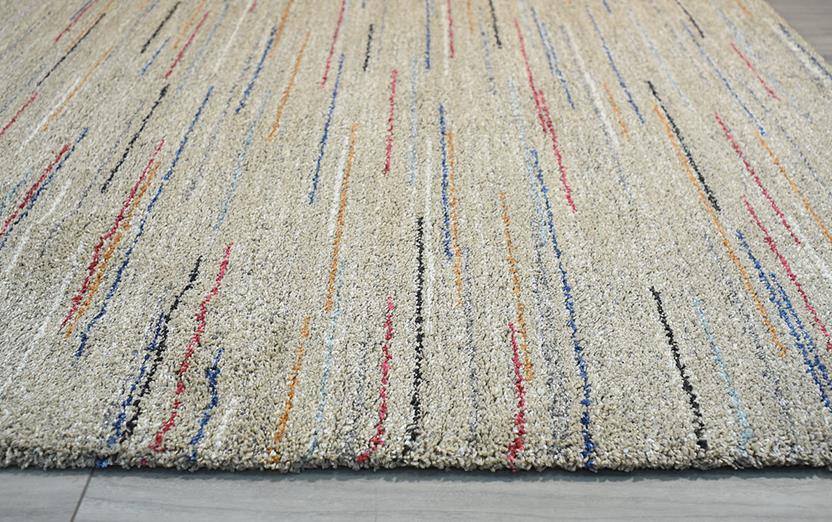 Thick Modern Beige Colour Shaggy Rug Size: 133 x 195cm