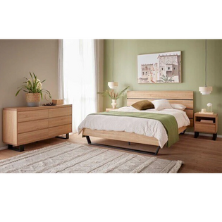 Bright Queen Bed